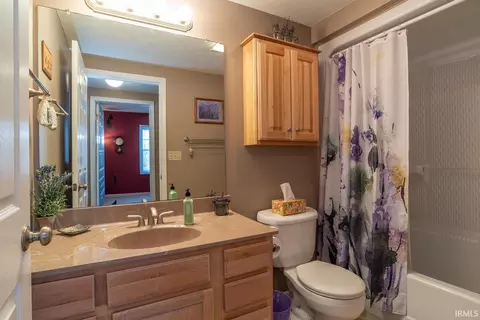 Bath - 5611 E Nathan Way, Bloomington, IN 47408 photo 3 of 3