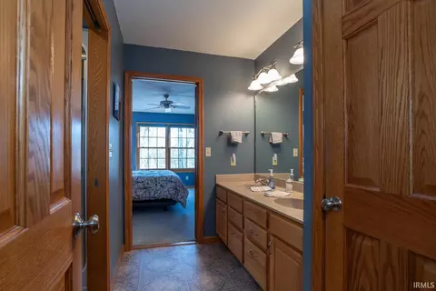 Bath - 5611 E Nathan Way, Bloomington, IN 47408 photo 1 of 3