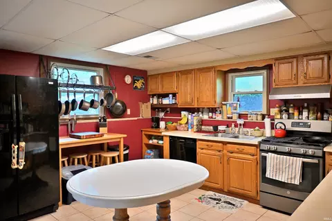 Kitchen - 912 E 420 N, Jasper, IN 47546 photo 2 of 2