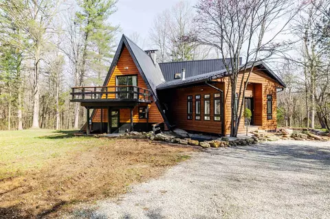 123 Empire Ln, Bedford, IN 47421