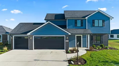 1410 Bear Hollow Dr, Huntertown, IN 46748