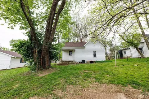 Exterior - 1176 W Popcorn Rd, Bloomington, IN 47403 photo 4 of 9
