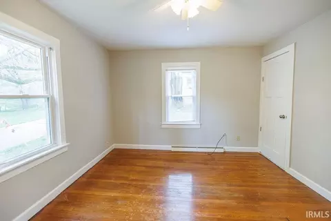 Bedroom - 1176 W Popcorn Rd, Bloomington, IN 47403 photo 2 of 8