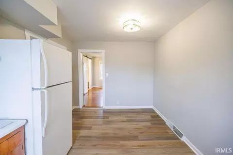 Entry Way - 1176 W Popcorn Rd, Bloomington, IN 47403 photo 1 of 2