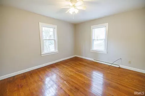 Bedroom - 1176 W Popcorn Rd, Bloomington, IN 47403 photo 1 of 8