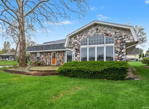 3121 Sea Ln, Bremen, IN 46506