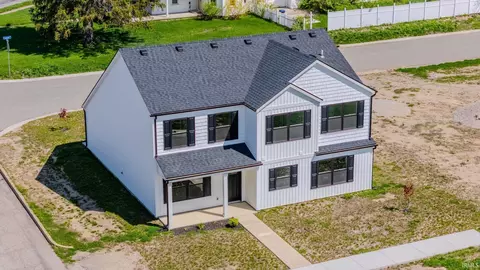 19 Conner St, Wabash, IN 46992