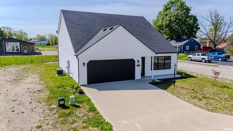 Exterior - 19 Conner St, Wabash, IN 46992 photo 2 of 3