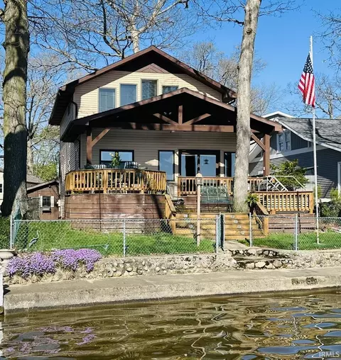 1709 Mitchell Dr, Rochester, IN 46975