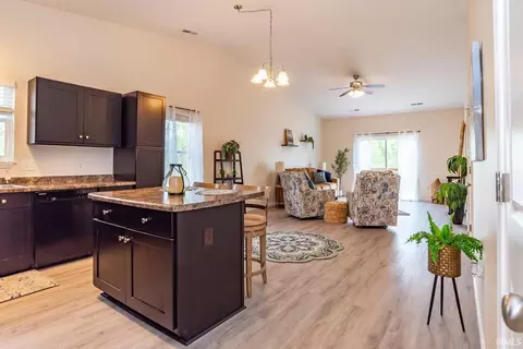 5780 W Monarch Ct, Bloomington, IN 47403