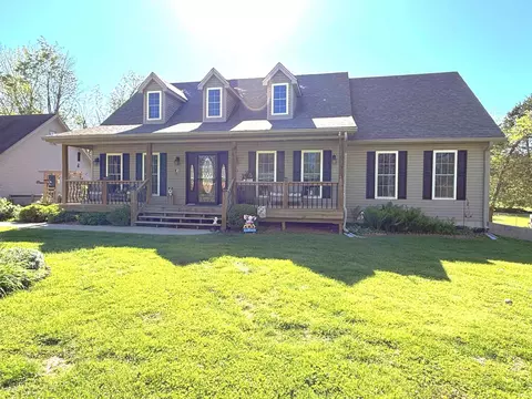 590 Yockey Rd, Mitchell, IN 47446