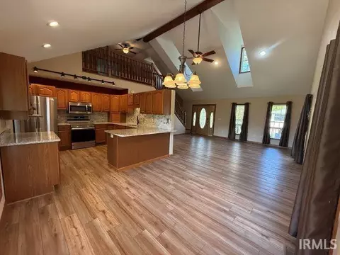 Entry Way - 590 Yockey Rd, Mitchell, IN 47446 photo 1 of 2