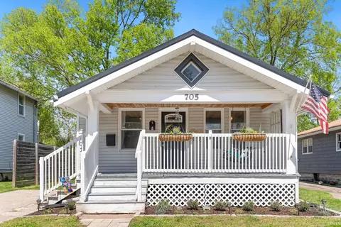 705 Anderson Ave, Fort Wayne, IN 46805