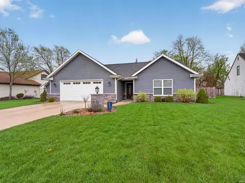 2825 Briar Bush Ln, Fort Wayne, IN 46815