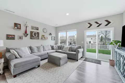 Living - 9208 Larson Dr, Pendleton, IN 46064 photo 1 of 2