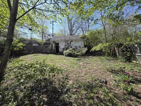 Exterior - 830 Eckman St, South Bend, IN 46614 photo 5 of 5