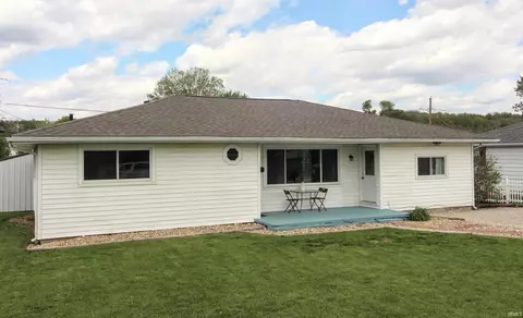 427 E Jefferson St, Spencer, IN 47460