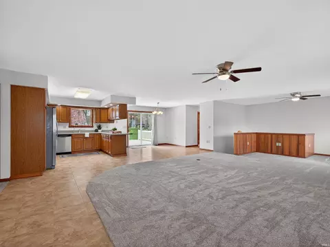 Living - 4693 E Sunset Dr, Syracuse, IN 46567 photo 1 of 5