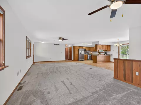 Living - 4693 E Sunset Dr, Syracuse, IN 46567 photo 2 of 5