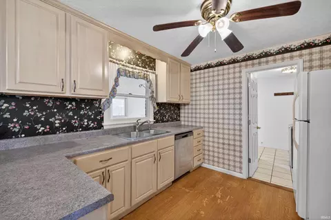 517 W 11th St, Oolitic, IN 47451 photo 13