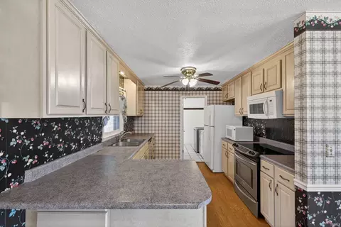 517 W 11th St, Oolitic, IN 47451 photo 12