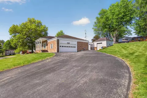 517 W 11th St, Oolitic, IN 47451 photo 3