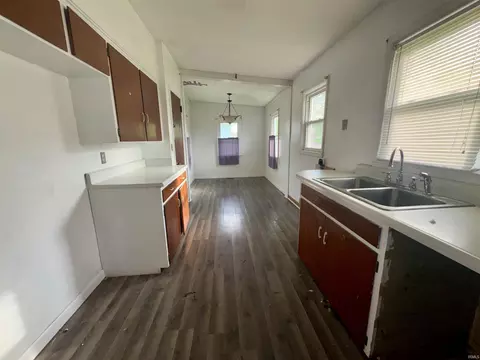 Entry Way - 321 S Walnut St, New Castle, IN 47362 photo 1 of 5