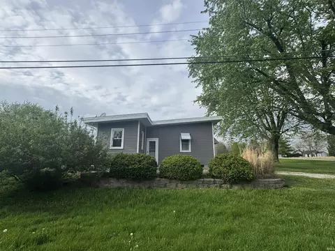 Exterior - 321 S Walnut St, New Castle, IN 47362 photo 7 of 8