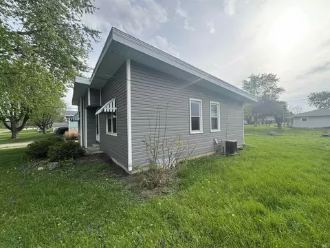 Exterior - 321 S Walnut St, New Castle, IN 47362 photo 2 of 8
