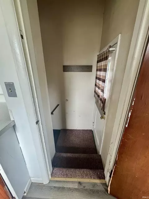 Entry Way - 321 S Walnut St, New Castle, IN 47362 photo 3 of 5