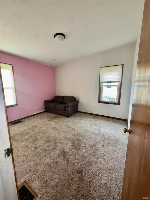 Bedroom - 321 S Walnut St, New Castle, IN 47362 photo 3 of 3