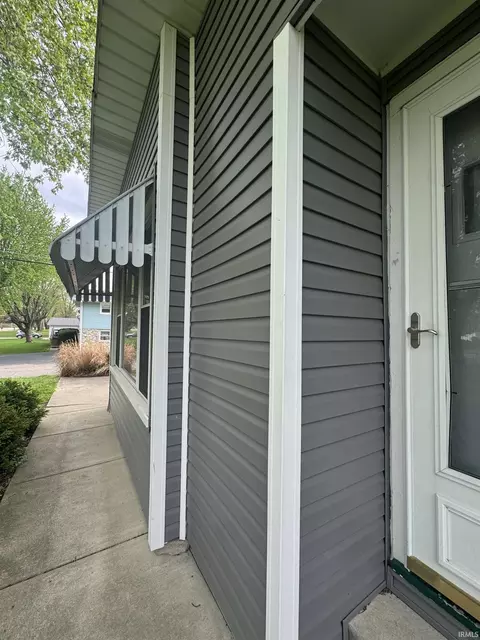 Exterior - 321 S Walnut St, New Castle, IN 47362 photo 3 of 8