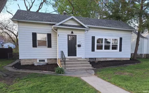 729 E Main St, Warsaw, IN 46580