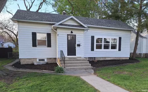 729 E Main St, Warsaw, IN 46580