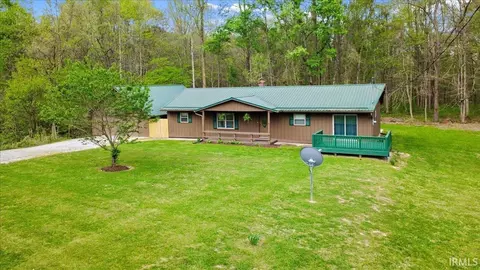 7466 Braysville Rd, Spencer, IN 47460