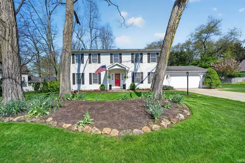 17925 Buckland Dr, Granger, IN 46530