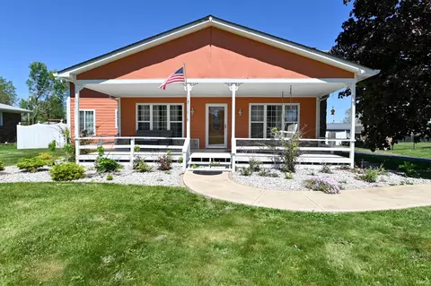 60 Circle Dr, Monrovia, IN 46157