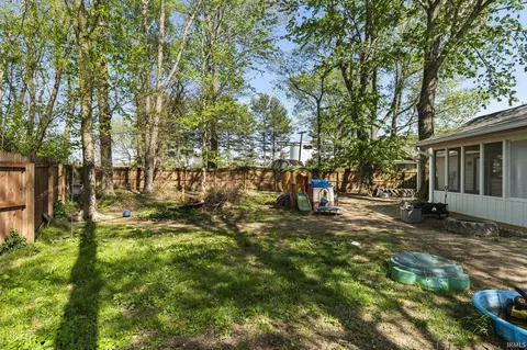 Exterior - 202 Heritage Dr, Delphi, IN 46923 photo 6 of 8