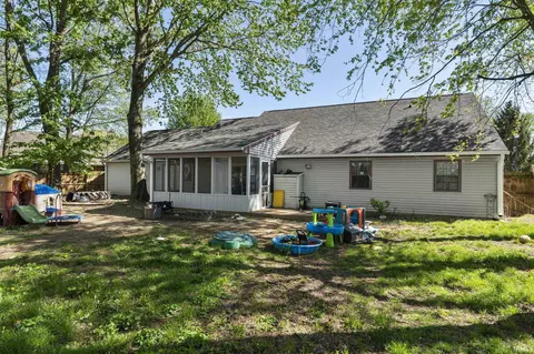 Exterior - 202 Heritage Dr, Delphi, IN 46923 photo 7 of 8