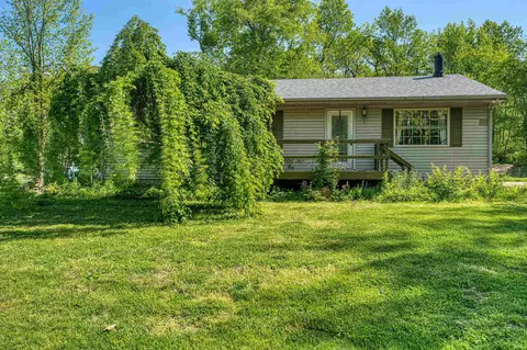 3794 Honeysuckle Dr, Boonville, IN 47601