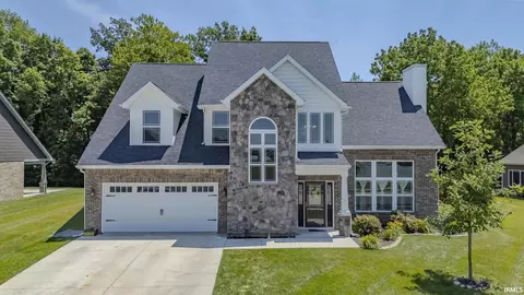 814 Bluegrass Trl, Kokomo, IN 46901