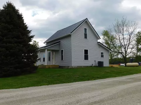 1713 E 1500 N, Macy, IN 46951