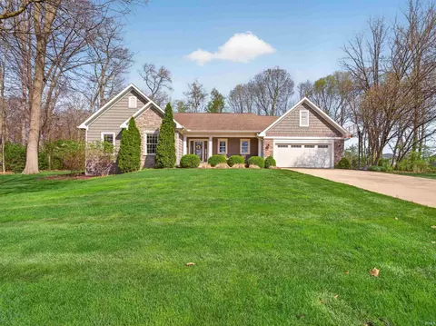 67483 Kensington Dr, Goshen, IN 46526