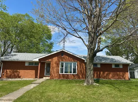 5600 Lone Star Ct, Kokomo, IN 46901