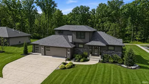 14379 Whisper Rock Blvd, Fort Wayne, IN 46845