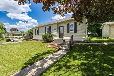 202 E Oakside St, South Bend, IN 46614