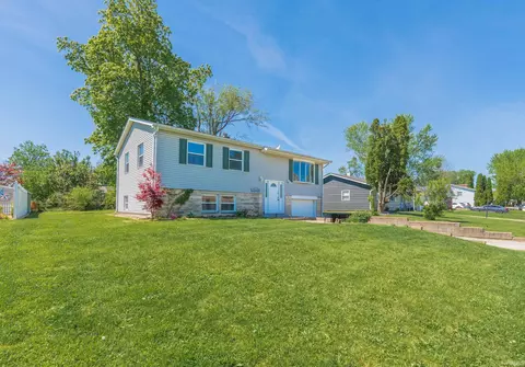 706 S Western Dr, Bloomington, IN 47403