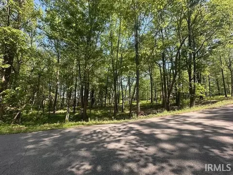 1741 Autumnleaf Dr, Evansville, IN 47712