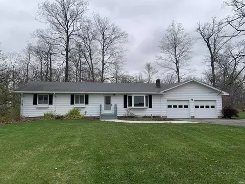 19133 Maples Rd, Monroeville, IN 46773