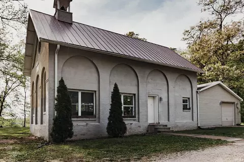 3101 Kuebler Rd, Evansville, IN 47720